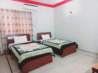 Cosy Inn Guest House - Karachi - 9