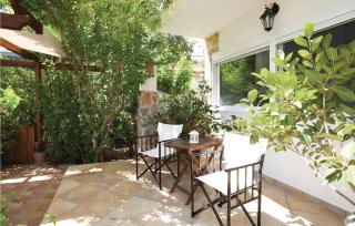 4 Bedroom Gorgeous Home In Keratea - Kalopigado - 8