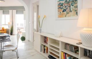 Gorgeous Apartment In Calahonda - 1