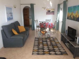Villa in Viñuela with Private Pool & Views - El Cerro - 9
