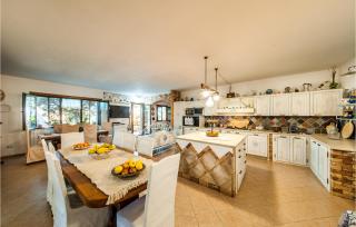 Nice Home In Arzachena - Arzachena - 7