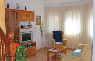 Beautiful Home In Guardamar Del Segura - 9