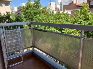 Monoambiente con cochera. Excelente ubicación. - 2