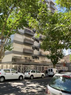 Monoambiente con cochera. Excelente ubicación. - Mar del Plata - 1