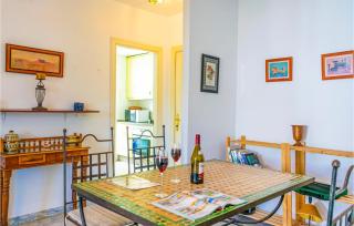 2 Bedroom Cozy Apartment In Marbella - Marbella - 7