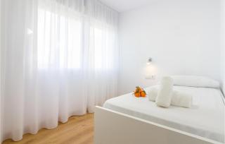 3 Bedroom Cozy Apartment In Denia - 1
