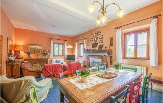 Cozy Home In Crespina Pi With Sauna - 8