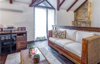 3 Bedroom Cozy Home In Karlovac - Karlovac - 3