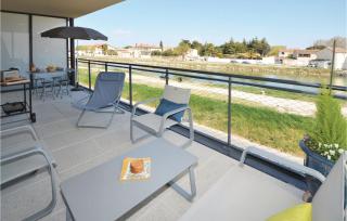 Gorgeous Apartment In Aigues-Mortes - Aigues-Mortes - 0