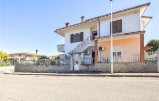 Nice Apartment In Villaurbana With Wifi - Villaurbana - 4