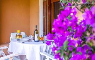 Awesome Home In Golfo Di Marinella - Marinella - 1