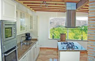 5 Bedroom Beautiful Home In Almuñécar - 7