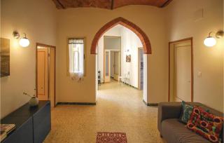 Beautiful Apartment In Monte San Savino - 4