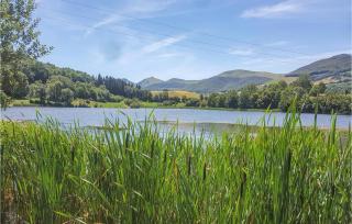 Three-Bedroom Holiday Home In Cheylade - Cheylade - 2