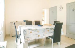 Lovely Home In St Urbain With Kitchen - 8