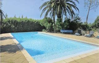 Awesome Home In Arles - Albaron - 0