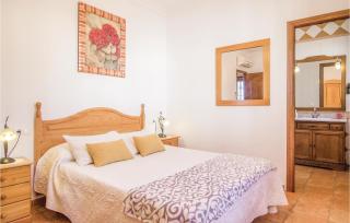 Stunning Home In Iznájar With Wifi - 4