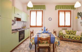 Stunning Apartment In Lido Di Camaiore - Lido di Camaiore - 9