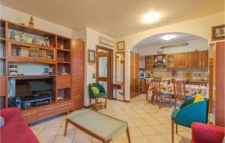 Gorgeous Apartment In Pesaro -Pu- - 9