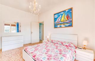 Beautiful Apartment In Follonica Gr - Follonica - 1