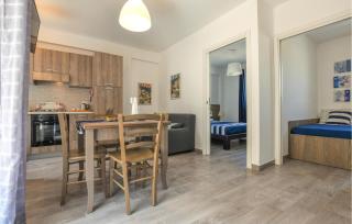 2 Bedroom Amazing Apartment In Trappeto - Trappeto - 8