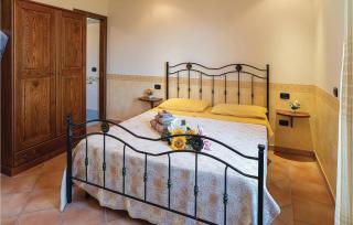 Lovely Apartment In Laureana Cilento Sa - 4