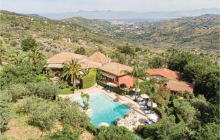 Stunning Home In Laurena Cilento Sa - Laureana Cilento - 1