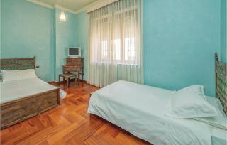 Nice Apartment In Lecce Le With Wifi - 3