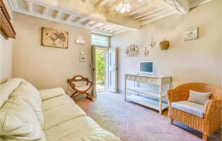 Amazing Home In Larciano - 3