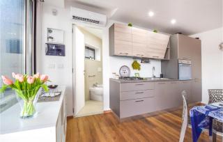 Gorgeous Home In Nicolosi With Wifi - Nicolosi - 5