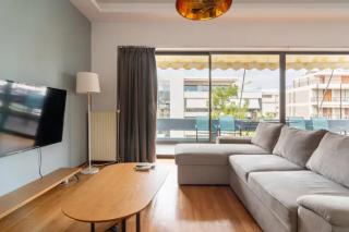 Βright Walled Designed Apt in Glyfada Center 1Gbps - 4