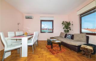 Two-Bedroom Apartment With Sea View In Okrug Gornji - Trogir - 2