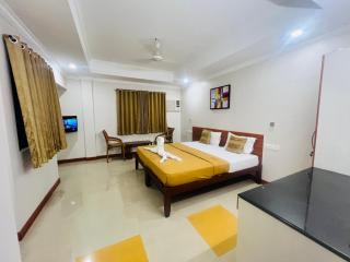 Kalluvalappil Holiday Inn - Kasaragod - 9
