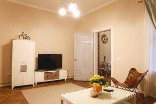 Charming Apartment in Historical City Center - Timişoara - 3