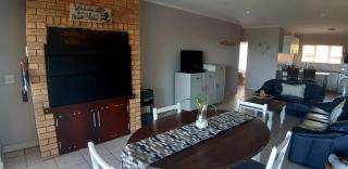 Zeezicht Oceanfront with a beautiful seaview - Franskraal - 9