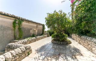 Cozy Home In Ragusa With Kitchen - Camemi - 8