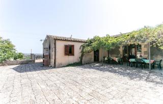 Cozy Home In Ragusa With Kitchen - Camemi - 1
