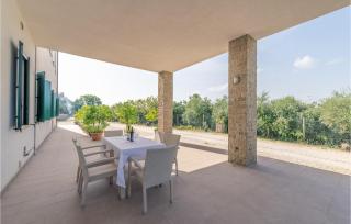 Amazing Apartment In Valnogaredo Pd - Boccon - 8