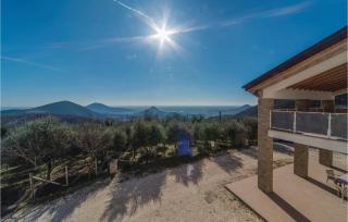 Amazing Apartment In Valnogaredo Pd - Boccon - 7