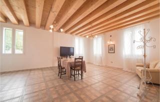 Amazing Apartment In Valnogaredo Pd - 4