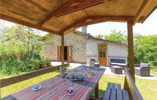 2 Bedroom Stunning Home In Casoli Lu - Cocciglia - 9