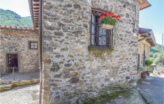 Romantic Home In Comano Ms With Sauna - 7