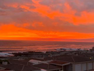 Whales & Waves - Hermanus - 5
