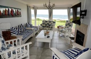 Whales & Waves - Hermanus - 7