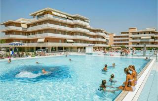 1 Bedroom Awesome Apartment In Bibione - Bibione - 1