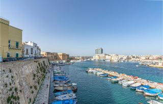 Beautiful Apartment In Gallipoli - Foča - 3