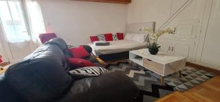 Belle Maison avec jardin RDC T3 de 70m2 Vacances ou cure thermale Rochefort - 3