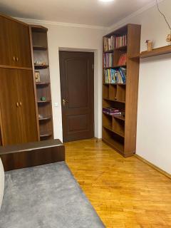 Apartment next to metro station Pechersk - Kiev - 5