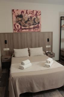 Hospedium DLJ Hostal Temático Desde La Judería - Arjona - 9