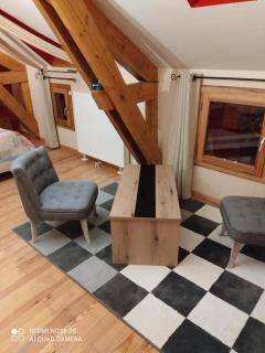 La Pierre Trouée Chambre d'Hôtes - Châteauneuf-de-Randon - 1